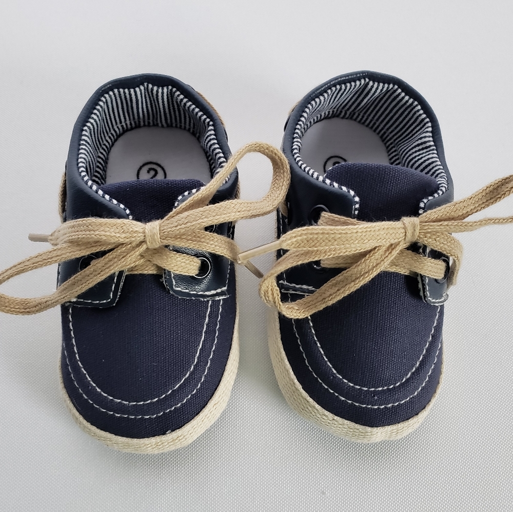 New Boutique Boys Navy Canvas Tie Shoes Pre Walker